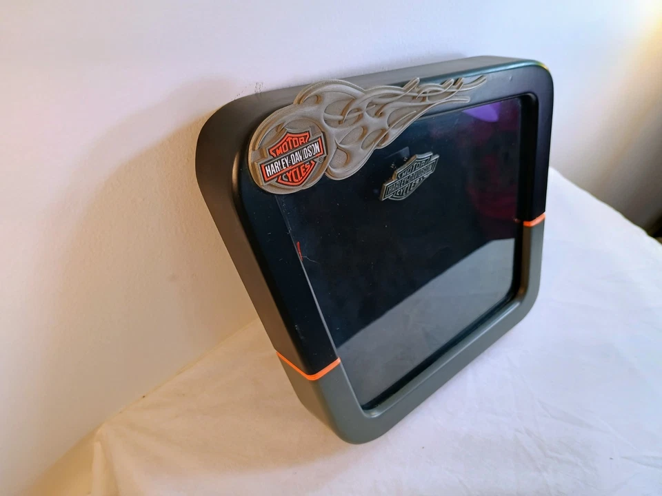 Marco de fotos Harley Davidson Cycles 2005 con licencia Hallmark Cadre - 4 x 6 Foto 2 de 3