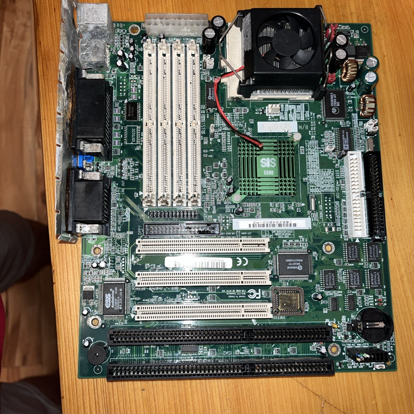 Motherboard S7AX Socket 7 +CPU Intel Pentium+RAM 