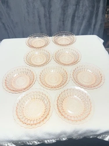 9 Vintage Rare Jeanette Holiday Button And Bow 7.5” Soup Bowls