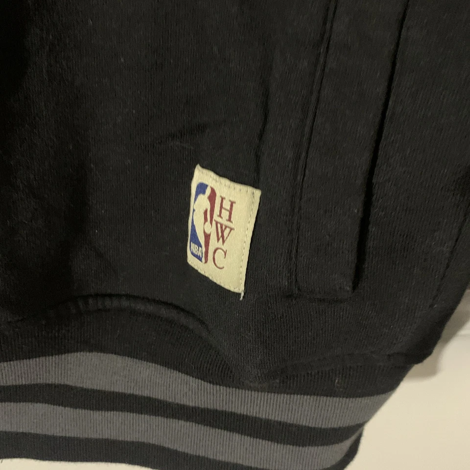 Chaqueta Mitchell & Ness Para Hombres NBA Chicago Bulls 1996 Finales NBA Air Jordan Foto 3 de 4