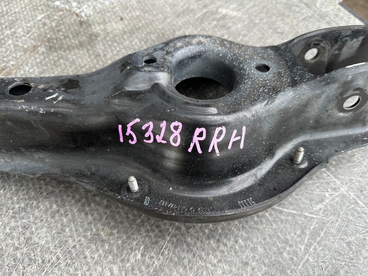 12-20 BMW F30 F32 REAR LOWER CONTROL ARM SPRING PERCH OEM 6867540 
