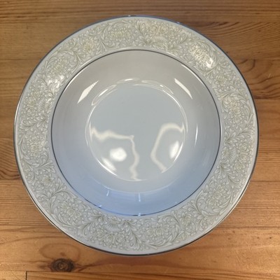 Sango Phoenicia 3765 Soup Bowls Set of 7 Gray Green Floral Platinum Trim 8.5 