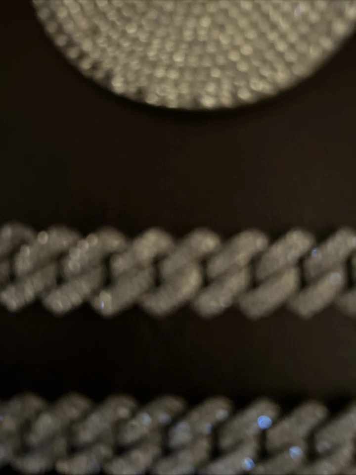 Cuban Link Diamond Chain With Pendent - Image 4 of 4
