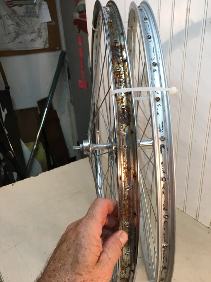 Llantas de aluminio para bicicleta Shimano ruedas de bicicleta de carreras de 25 pulgadas Foto 2 de 4