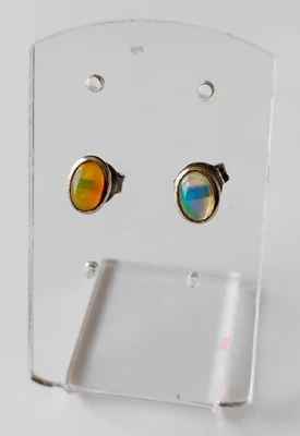 Boucle d'oreille en Opale Welo d'Éthiopie et Argent Sterling (1,0 g) - Photo 1/3