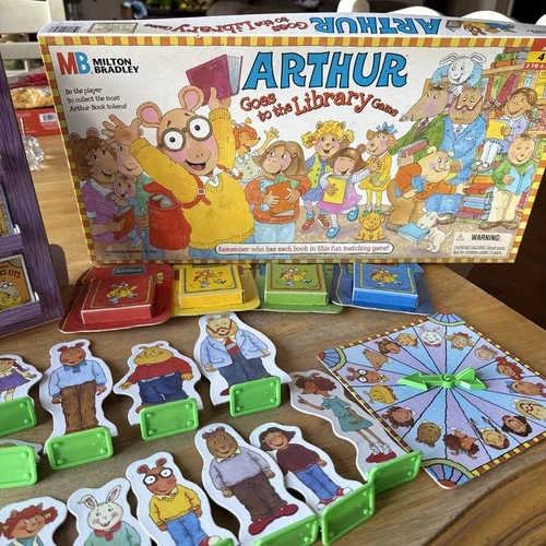 VINTAGE ARTHUR GOES TO THE LIBRARY Milton Bradley 1996 Kids Book Matching Game