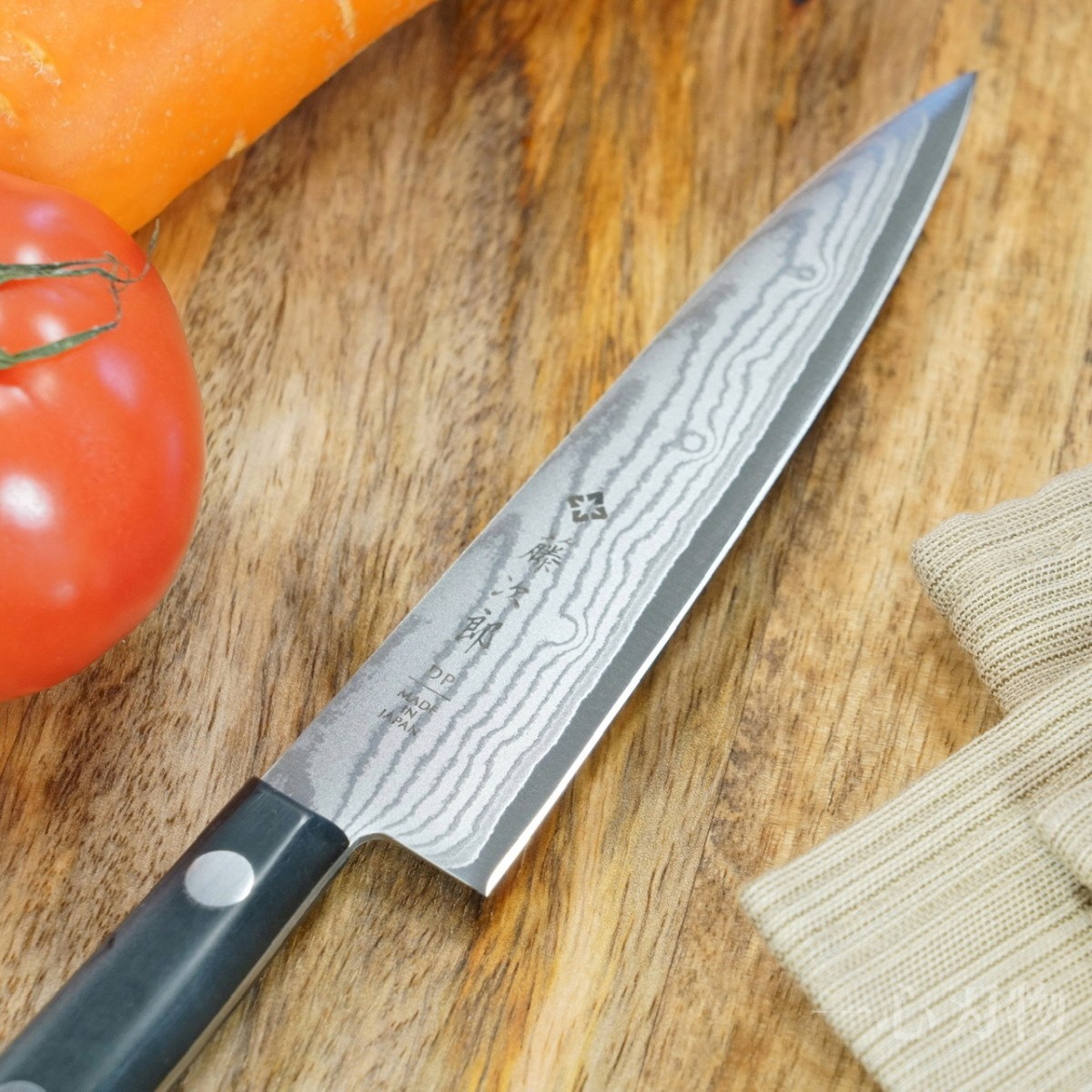 Cuchillo pequeño Tojiro 135 mm VG10 Damasco cuchillo de cocina japonés serie BASIC Japón