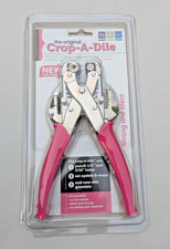 We R Memory Keepers Crop-A-Dile Hole Punch and Eyelet Setter Pink Grips