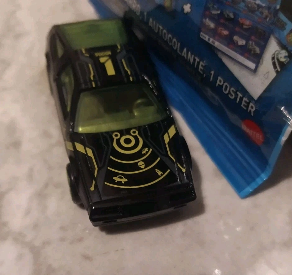 Hot Wheels DMC DELOREAN Mystery Models 2021 Serie 3 1:64 # 01 - Immagine 4 di 4