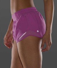 Lululemon Hotty Hot Low-Rise Short 2.5 inseam Size 6 Magenta Glow