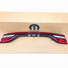Mint Oem 2022-2025 Dodge Durango Rear Center Lift Gate Led Taillight Mint Oem 2022-2025 Dodge Durango Rear Center Lift Gate Led Taillight