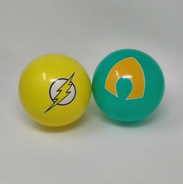 The Flash and Aquaman DC Hero logo rubber vinyl inflatable ball 5