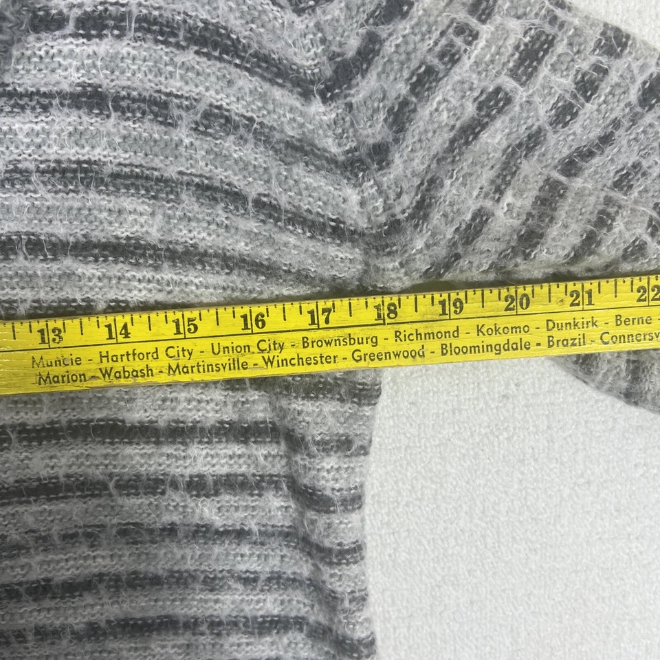 Suéter Cuello Capucha Mujer Mediano Rayas Multicolor Difuso Foto 3 de 4