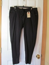 NWT Boy's LEVI STRAUSS  CO. JOGGER ELASTIC CUFF BLACK SOLID Size MEDIUM HUSKY
