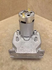 Cole Parmer, Fisher Scientific motor D-3138-4 - 12V - 150 RPM ( no pump)