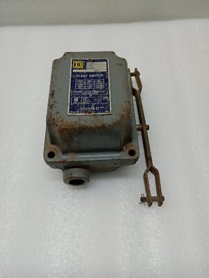 SQUARE D LIMIT SWITCH  Type. DW-31 Float Switch