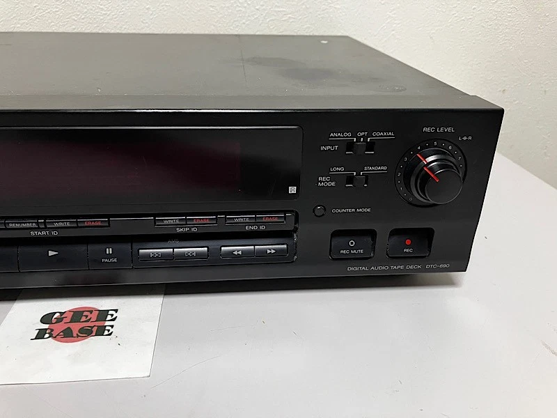 Sony DTC-690 Digital Audio Tape DAT Deck Player Recorder Free Shipping From JP - Image 3 of 4