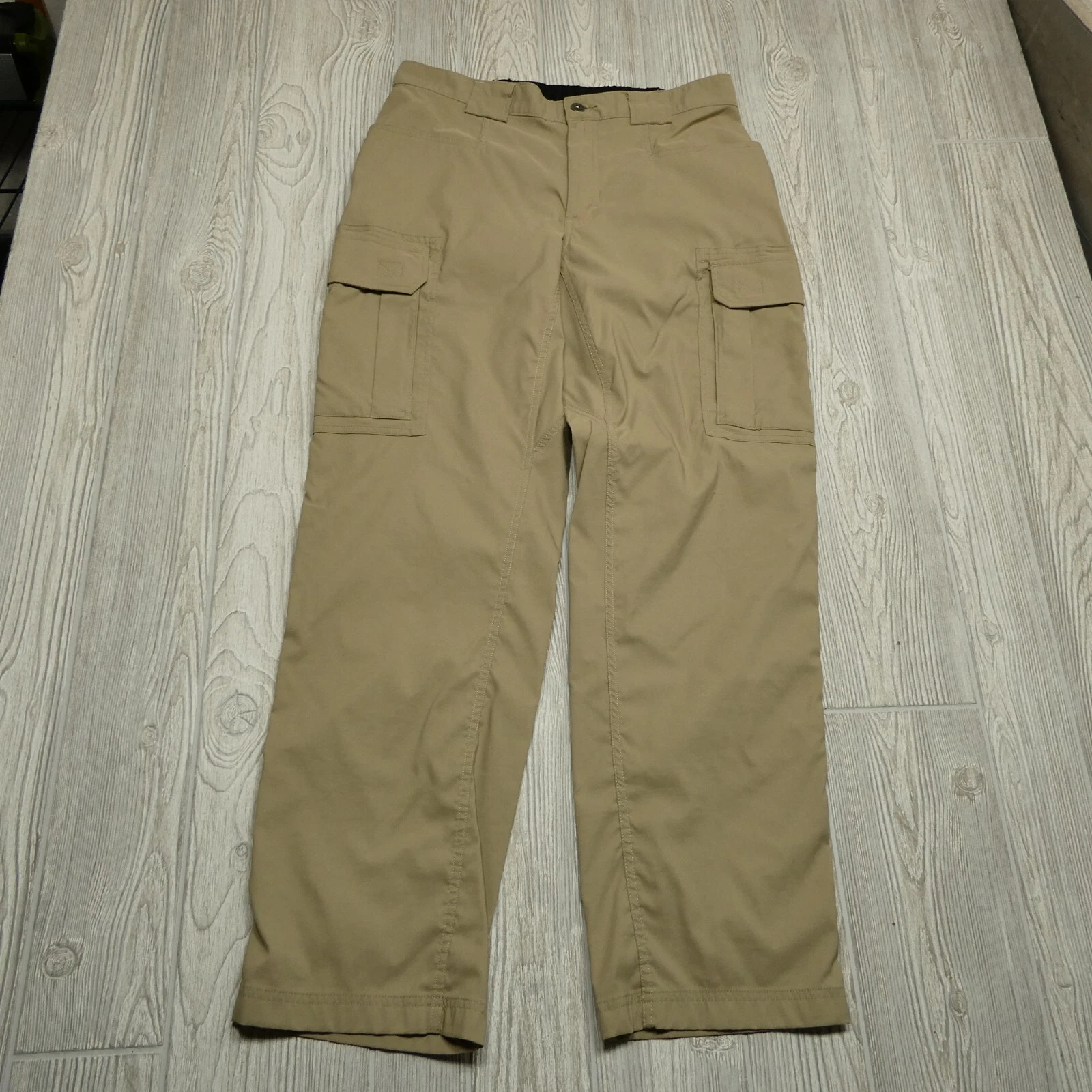Duluth Trading Co Cargo Pants Size 32x33 Beige Cargo Midweight Nylon Quick Dry
Opens in a new window