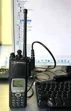1- MOTOROLA XTS5000  FPP. MODEL 3 VHF 136-174 MHz Digital Portable. H18KEH9PW7AN