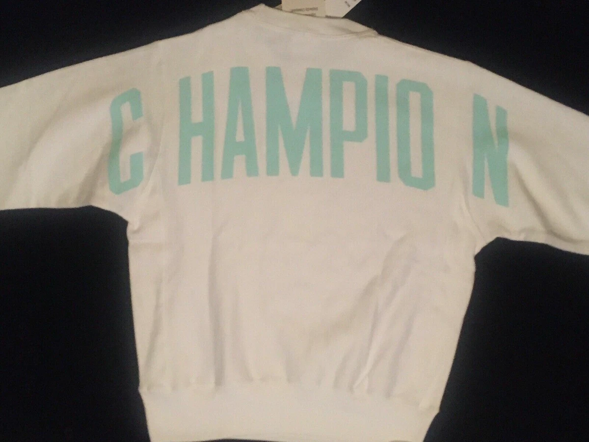 White champion top sweatshirt urban outfitters