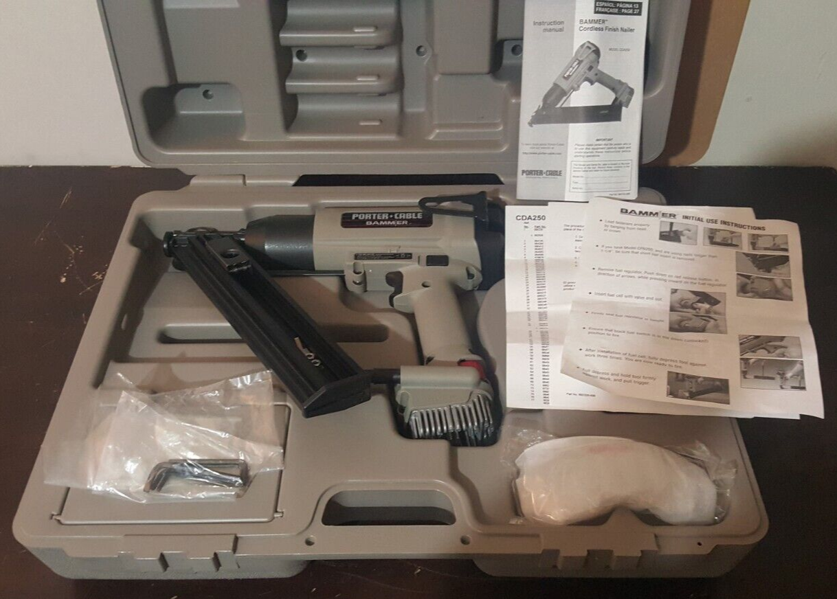 PorterCable Bammer 15 Ga. Cordless Gas Powered Finish Nailer With Case