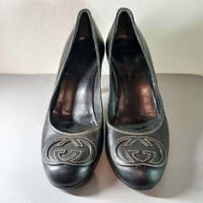 GUCCI Black Leather GG Stitched Embroidered Logo Heel Pumps, Size 5 B Round Toe