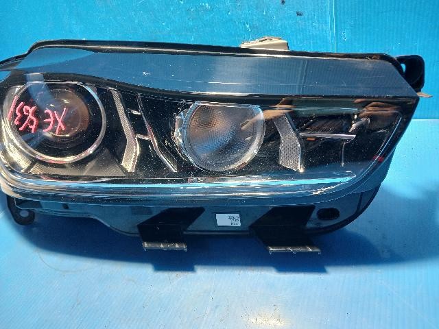 2018 Jaguar XE X760 HID/Xenon Headlight Assembly Right Side OEM