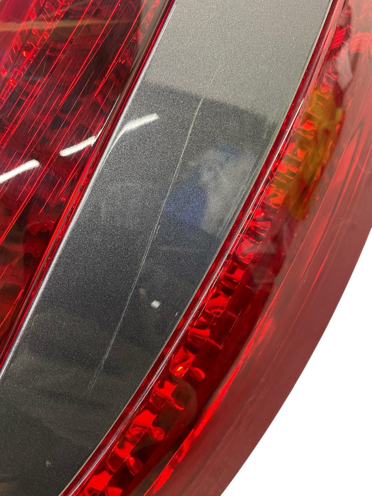 2006-2016 ASTON MARTIN V8 VANTAGE OEM LH LEFT REAR TAIL LIGHT LAMP 4G43-13405-AD