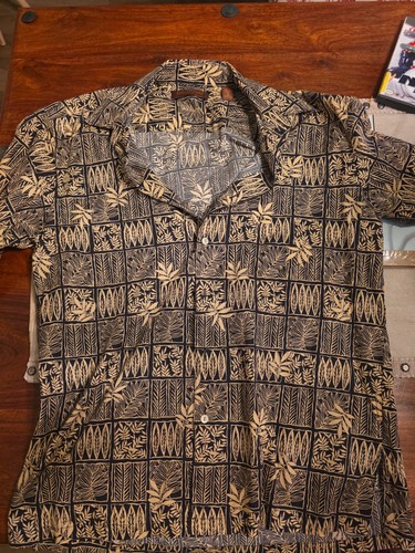 Tori Richard Honolulu Men’s Medium Hawaiian Shirt Black Tan Tropical Leaf Button