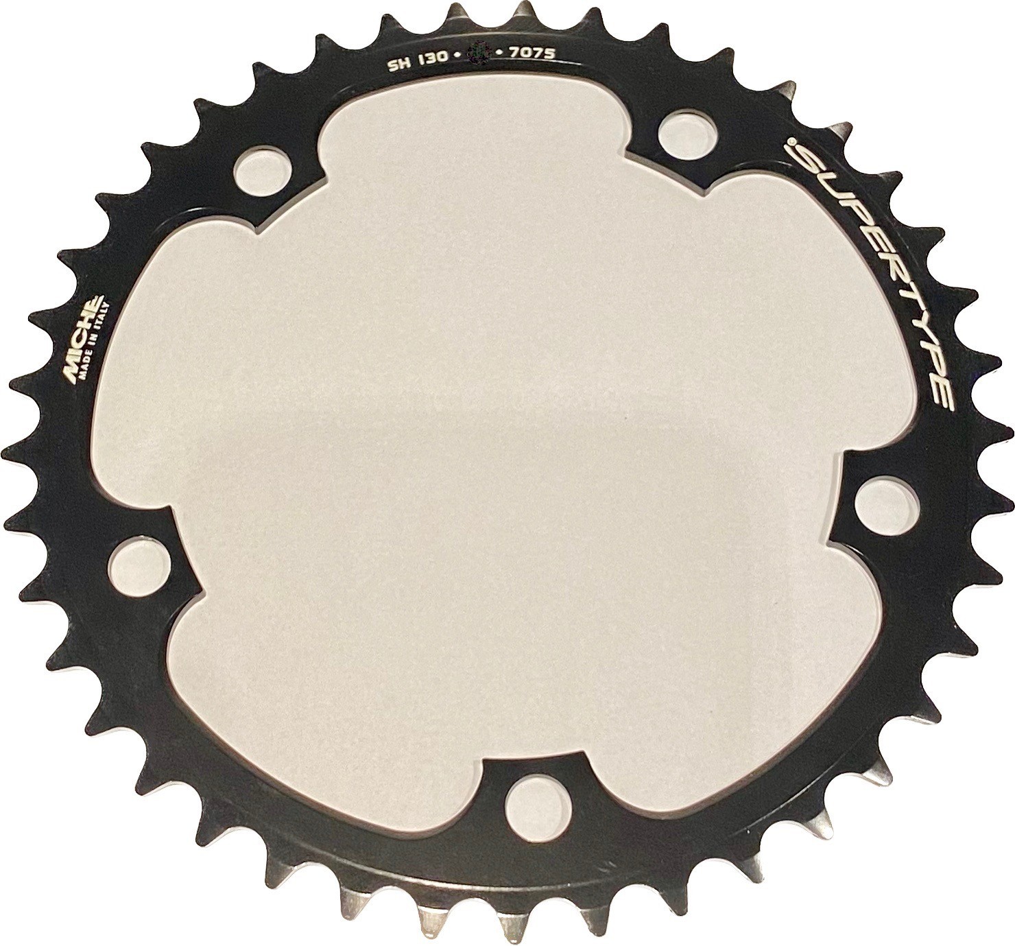 Plateau MICHE Supertype 130mm 41T : fluidité de passage de vitesse Shimano 9/10v