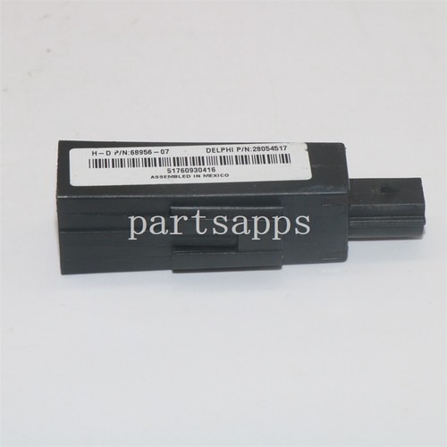 OEM Radio Antenna Relay Module 28054517 For 2014-2019 Harley Davidson - Picture 6 of 10