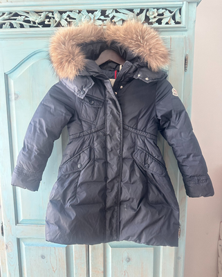 Kids Moncler Coat Size 8 and 130cm Fur Trim Navy Quilted Down Very 