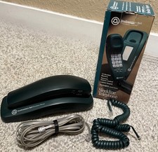 Southwestern Bell Freedom Phone Sleekline Corded Analog FC2540FG Forest Green