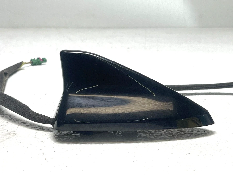 Cadillac CTS 2011 cupé antena de radio montada en el techo aleta de tiburón 20966798 negro OEM Foto 3 de 4