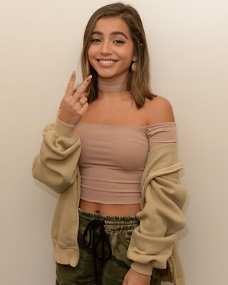 BEAUTIFUL ISABELLA MERCED 8X10 Photo | eBay