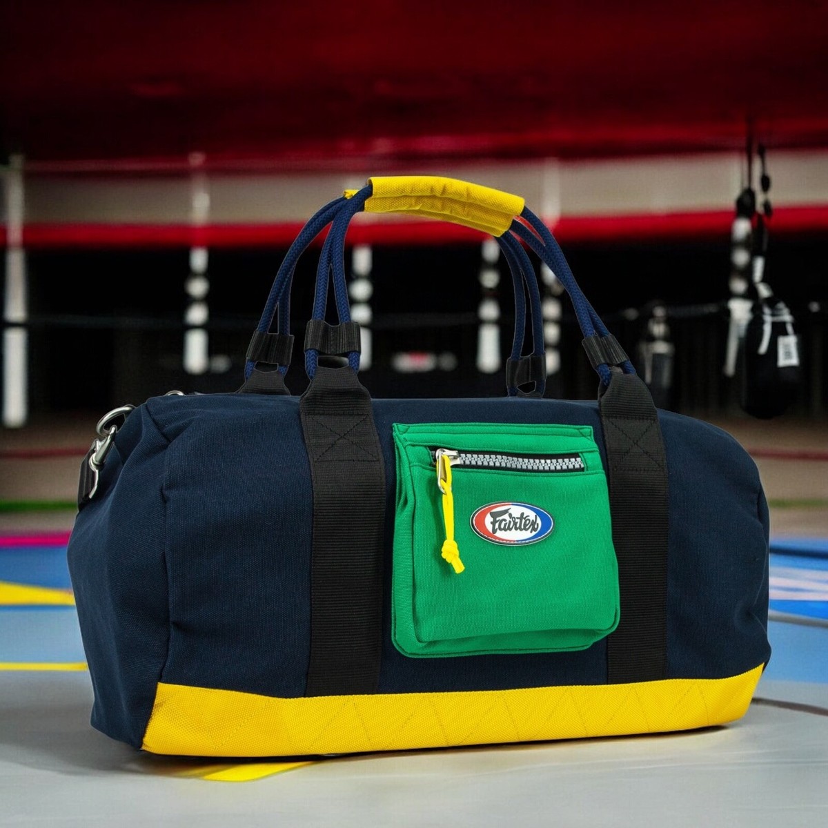 Fairtex BAG9 レトロスタイル バレルバッグ グリーン ジムバッグ Fairtex BAG9 レトロスタイル バレルバッグ グリーン ジムバッグ