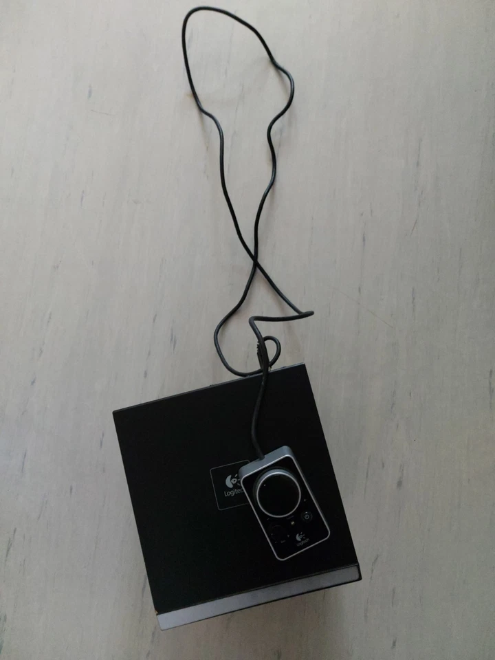 Logitech Z4 Speaker for PC with controller - High sound quality - Bild 4 von 4