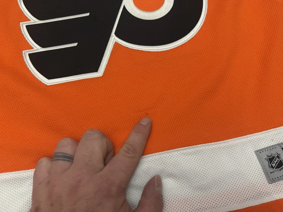 Camiseta deportiva de hockey para mujer Reebok Philadelphia Flyers Claude Giroux #28 NHL mediana Foto 2 de 4