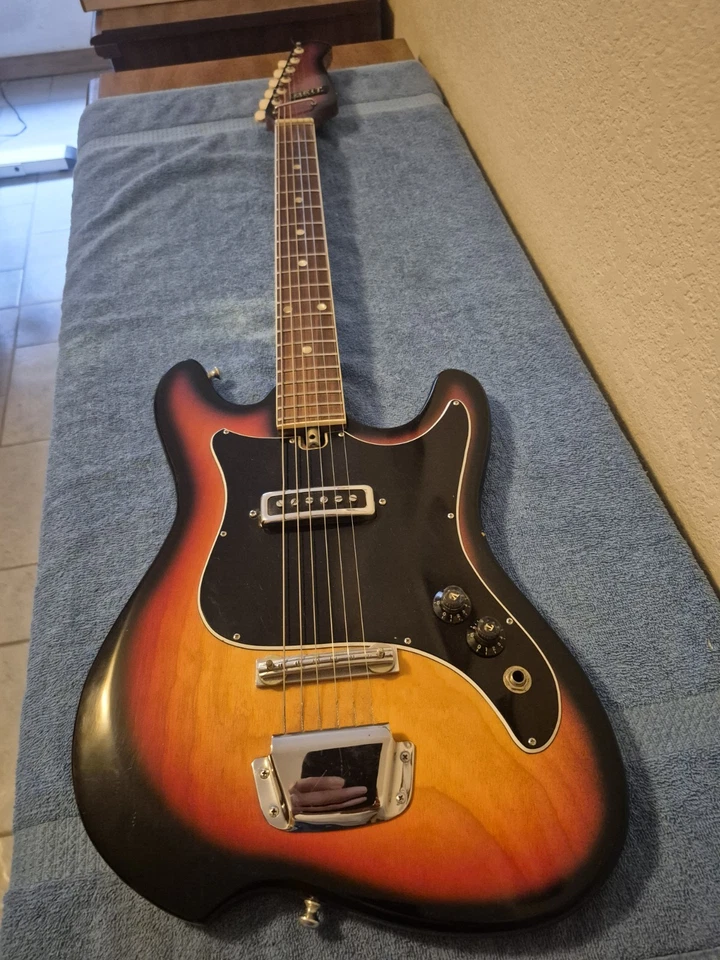 Vintage Teisco Heit Deluxe Electric Guitar Made In Japan All Original - Image 2 of 4