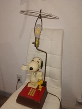 Vintage Snoopy Peanuts Woodstock Phone Head Turning Push Button Telephone Lamp