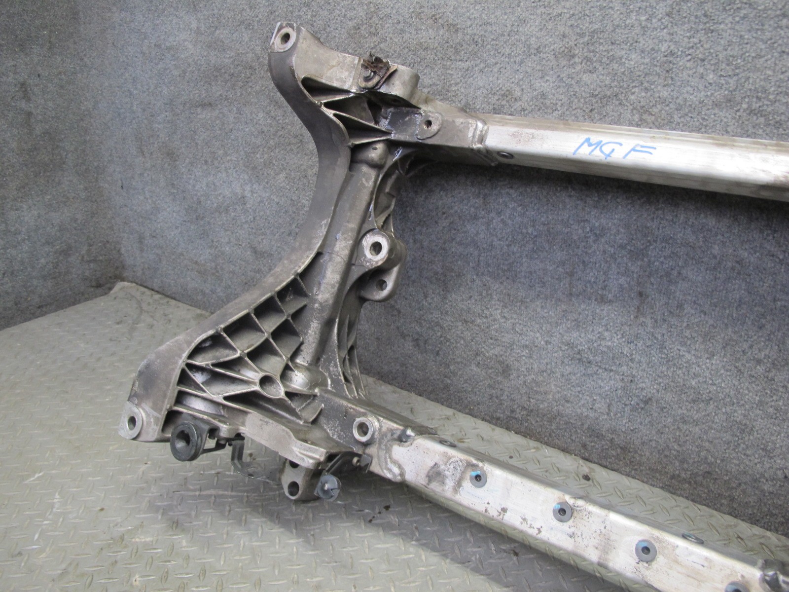 2014-2020 MASERATI GHIBLI M157 SQ4 AWD FRONT SUBFRAME CROSSMEMBER CARRIER