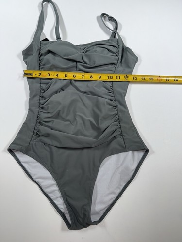 Ekouaer Women's One Piece Swimsuit Ruched Tummy Control Bathing Suits M - Afbeelding 5 van 8