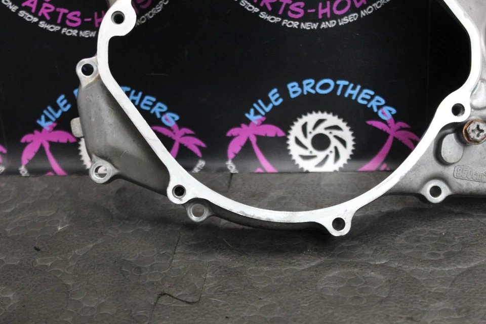 2001 Honda 97-98 CR250R двигатель внутренняя крышка сцепления 11341-KZ3-J10 - Изображение 4 из 4