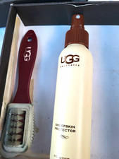 UGG Australia Sheepskin Protector Spray 4 fl oz w/ UGG Brush Shoe Care Set