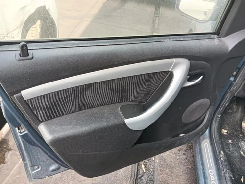 8200735456 Paragolpes Trasero para DACIA SANDERO Ambiance 2009 9278368 - Imagen 8 de 10