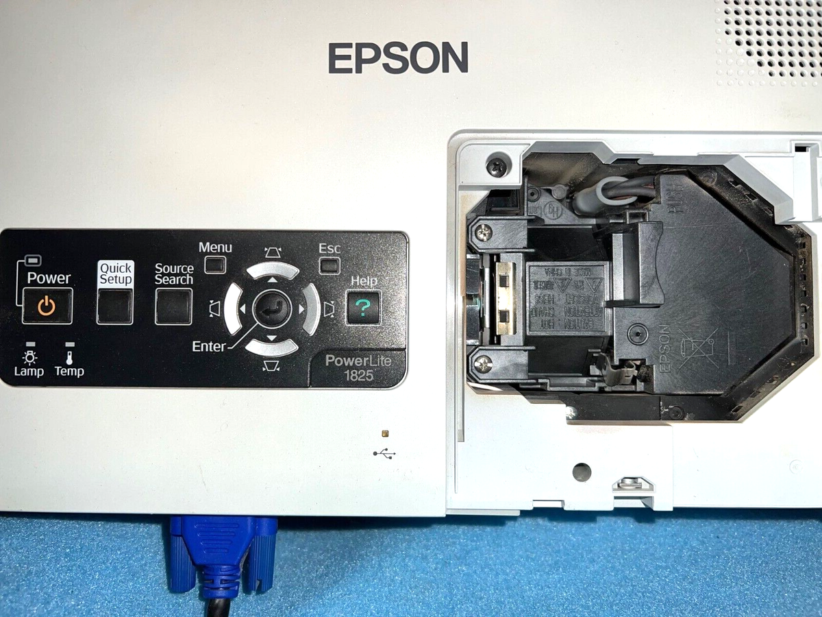 EPSON LCD PROJECTOR MODEL EMP-1825 100-240 VAC 3.4- 1.5 AMP 60 HZ