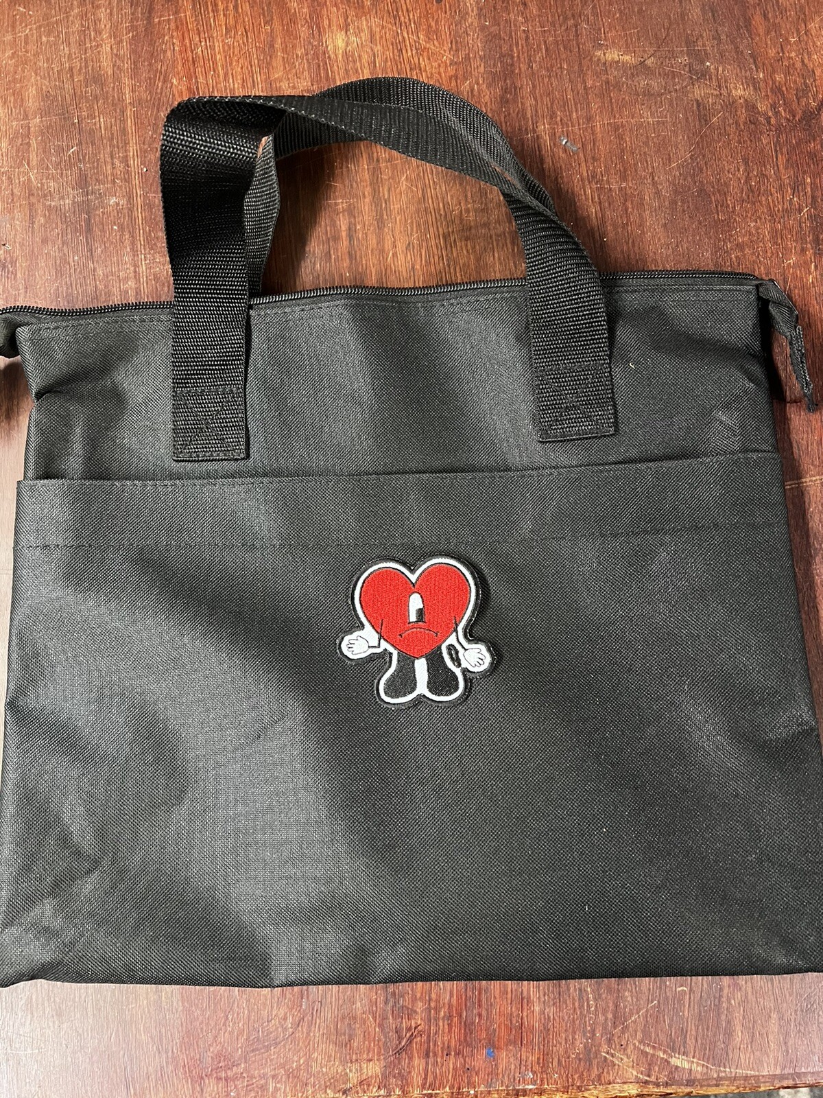 Bad Bunny / Un Verano Sin Ti Heart Embroidered Patch Iron On/ Sew On