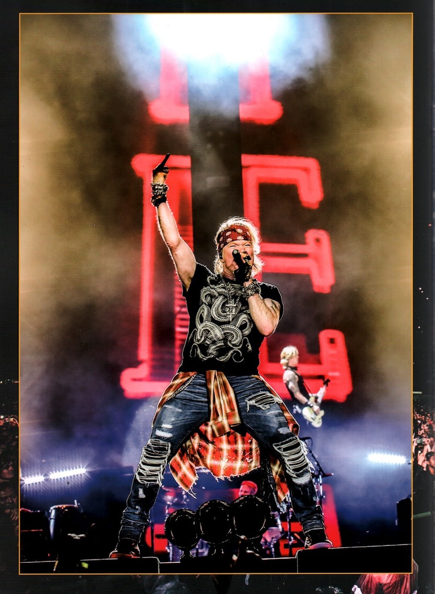 GUNS N' ROSES 2017 NOT IN THIS LIFETIME TOUR PROGRAM BOOK