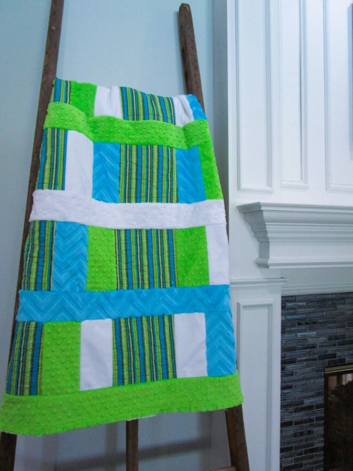 Robot reversible Minky bebé edredón engranajes niños trapo abrazar manta azul verde Foto 3 de 4