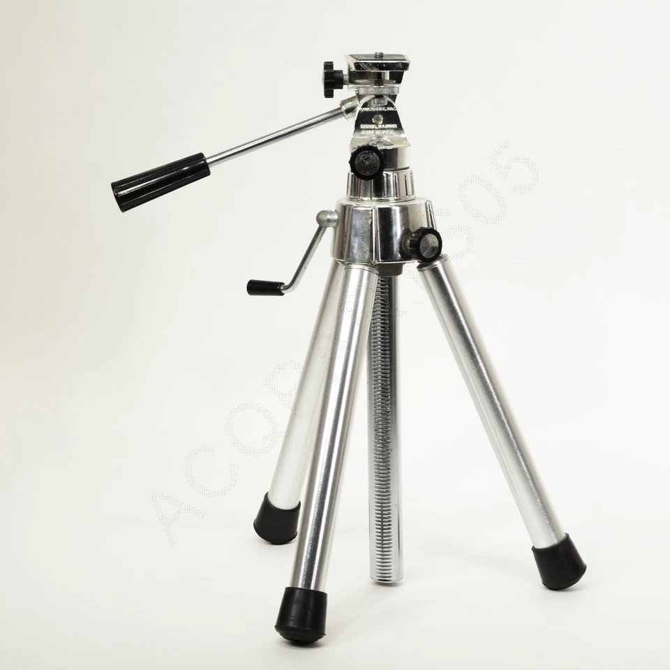 Quick-Set 300 Elevator Camera Tripod 14” to 22” with 2 way tilt head Quickset - Image 4 of 4